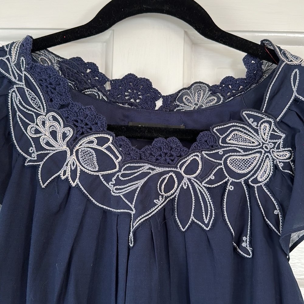 Beautiful detail, navy blue flowy dress
